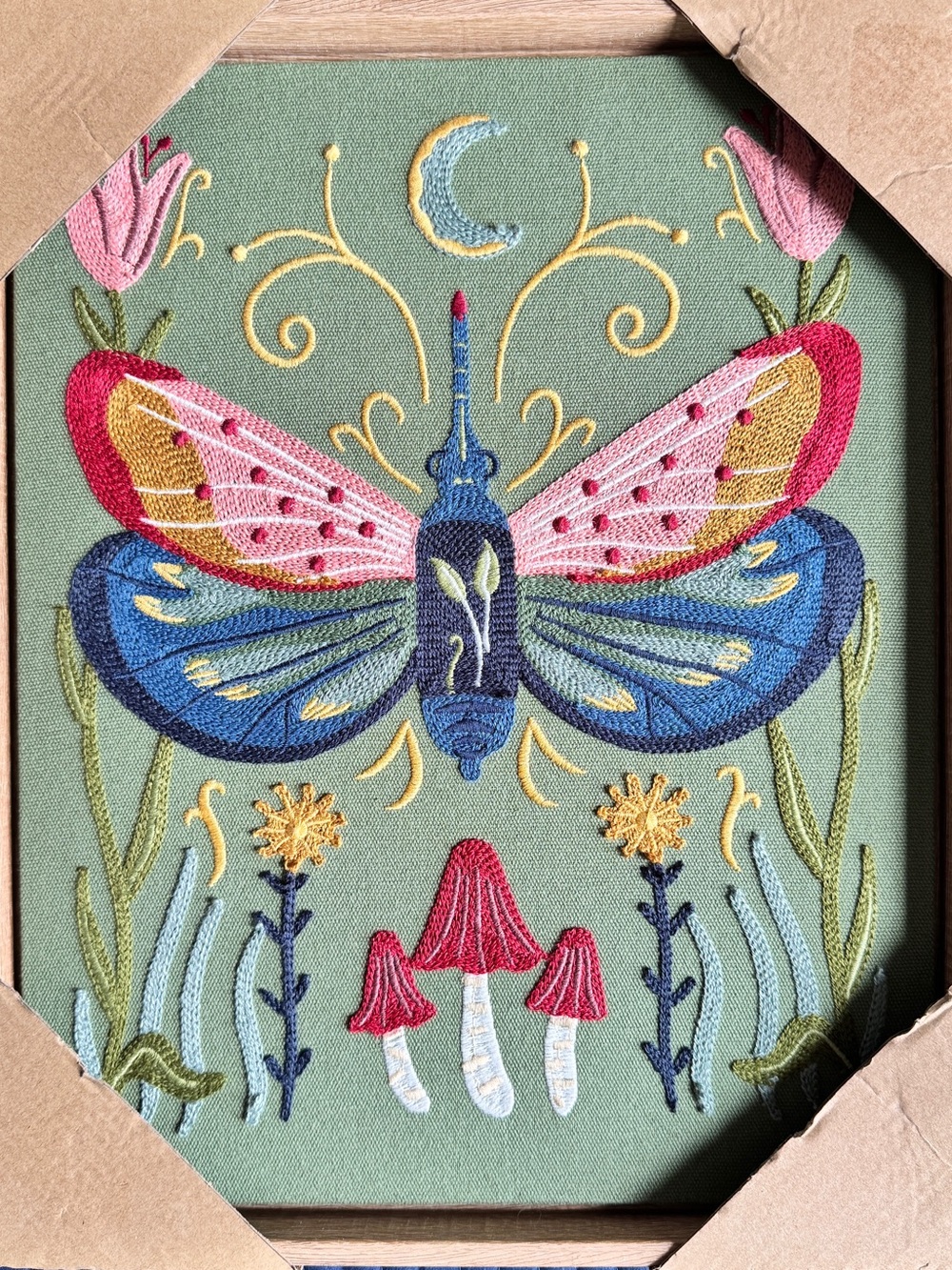 BP Home Textile Embroidery Woven Wall Art dragonfly  12" x 15" NWT